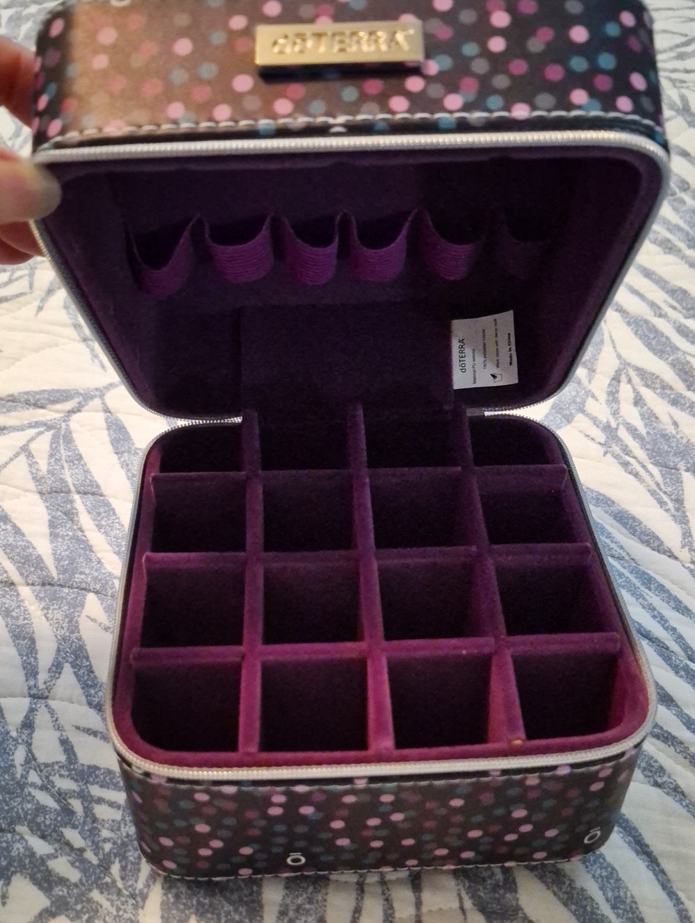 doTERRA Storage Case - Picture 2 of 5